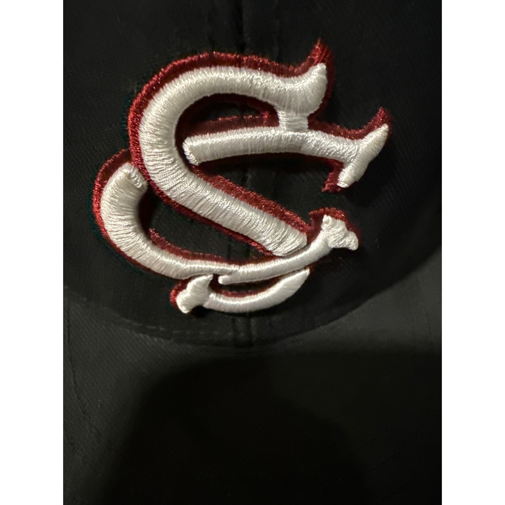 Under Armour South Carolina Gamecocks Hat Mens LG/XL Black Stretch Fit Cap NCAA - Picture 2 of 5